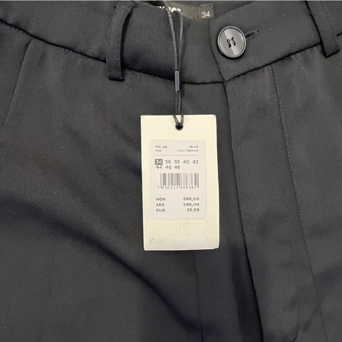 Kostymbyxor storlek 34 - 91