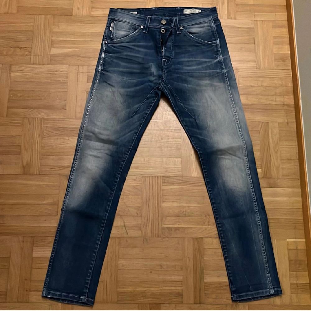 Jack jones jeans i nyskick. Storlek: W29/L32. Jeans & Byxor.