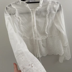 Blus zara  - Intressekoll på min super fina blus från Zara❤️