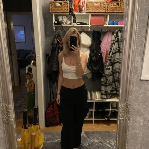 Lågmidjade Cargo - Super snygga lågmidjade vargo byxor, kommer ej till användning 