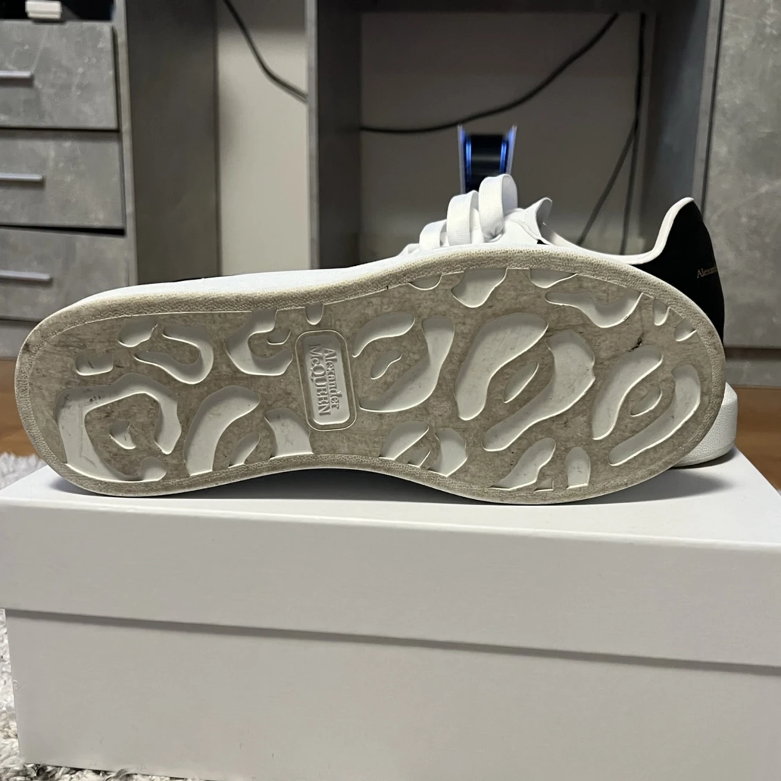 Alexander McQueen - 91