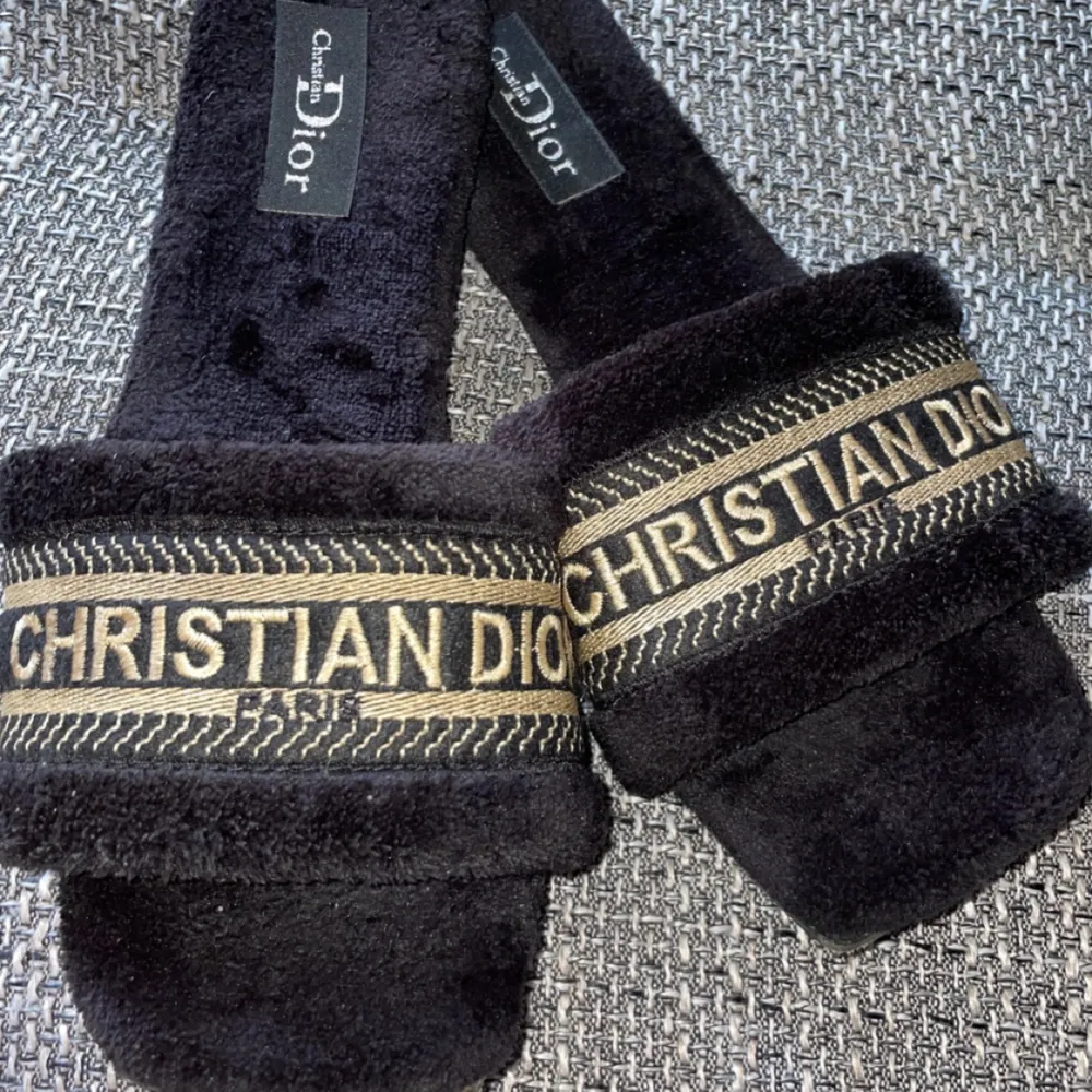 Christian Dior sandaler storlek 37 (inte äkta) . Skor.