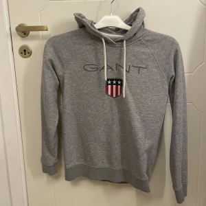 Gant hoodie  - Luvtröja från gant, storlek xs