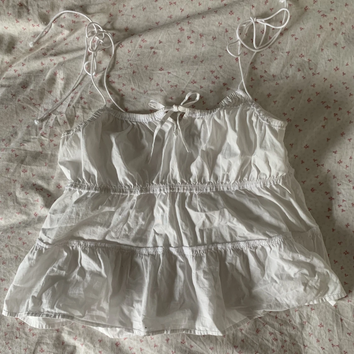 Gulligt vit sommar linne