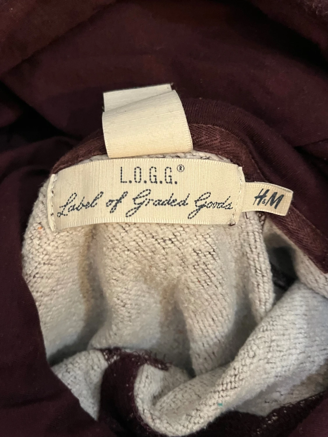 Vinröd tröja från H&M storlek S - 2