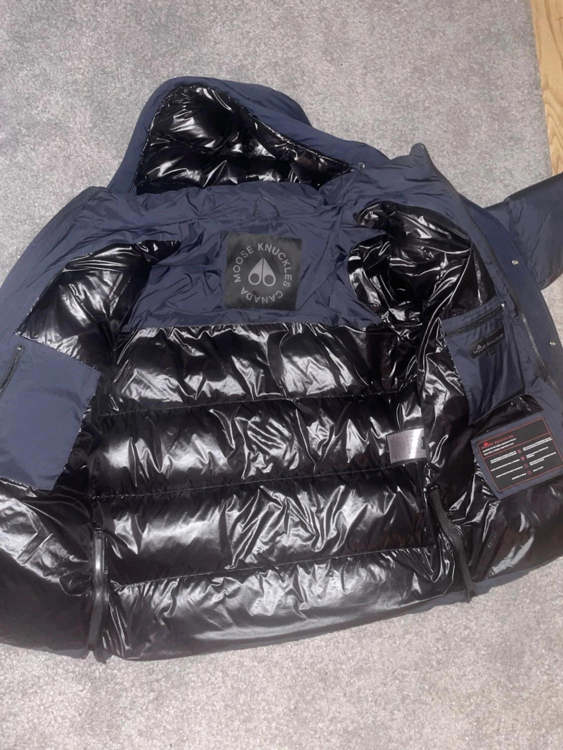 Mörkblå pufferjacka med huva - 2