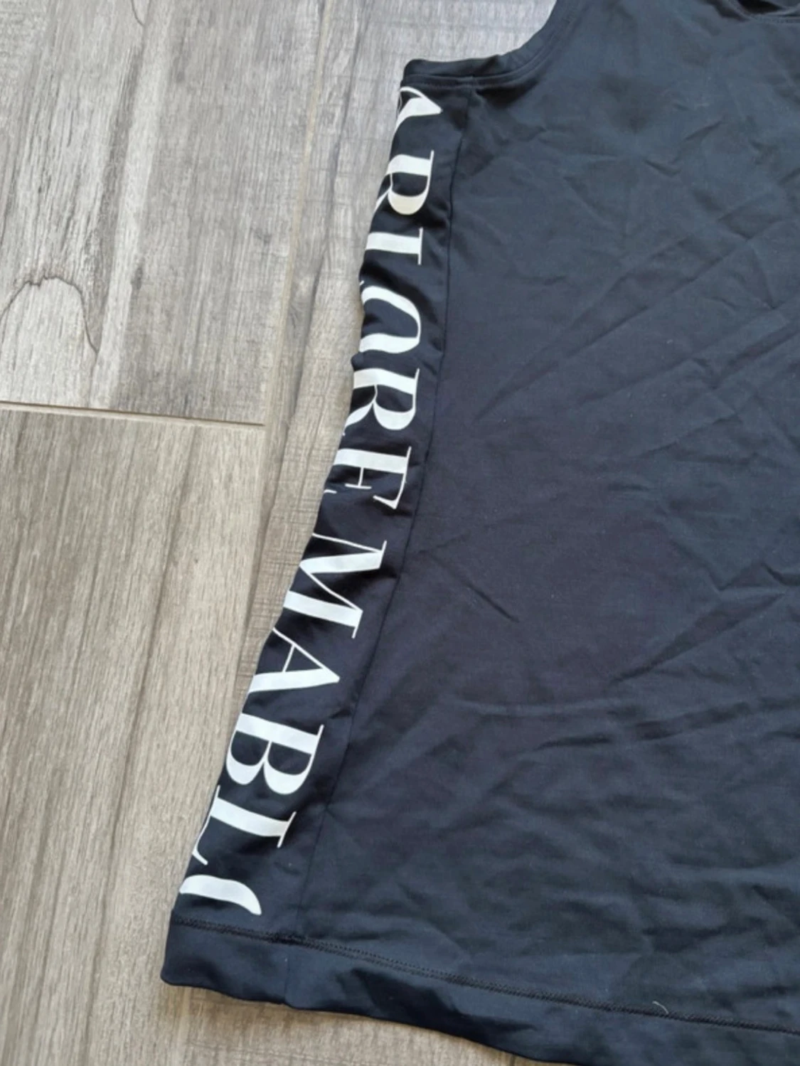 Svart fitness linnetopp från Mablore - 1