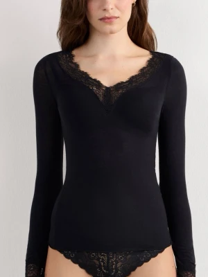 Intimissmi topp  - Säljer denna populära topp från Intimissmi. Den är nästan aldrig använd💖