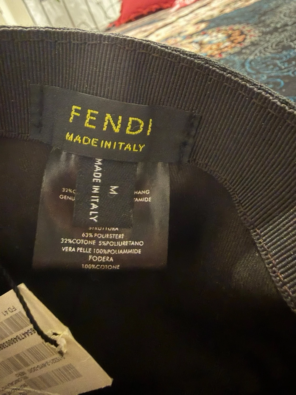 Svart Fendi keps med mönster - 3