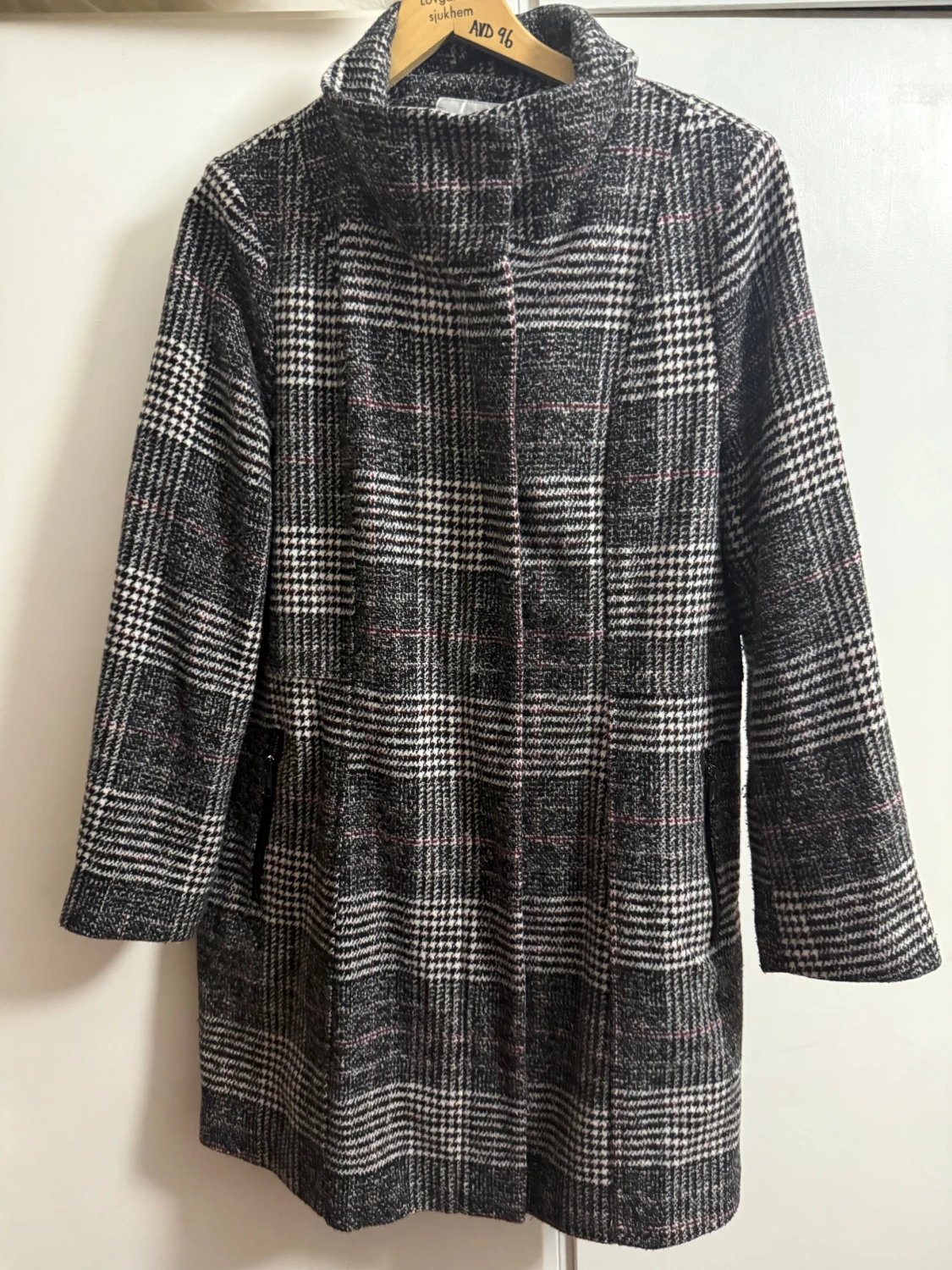 Rutig kappa från Isolde, storlek 44 - 3