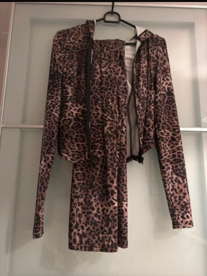 Matchande set  - Leopard set 🤎 • Instagram: Ginise  #set