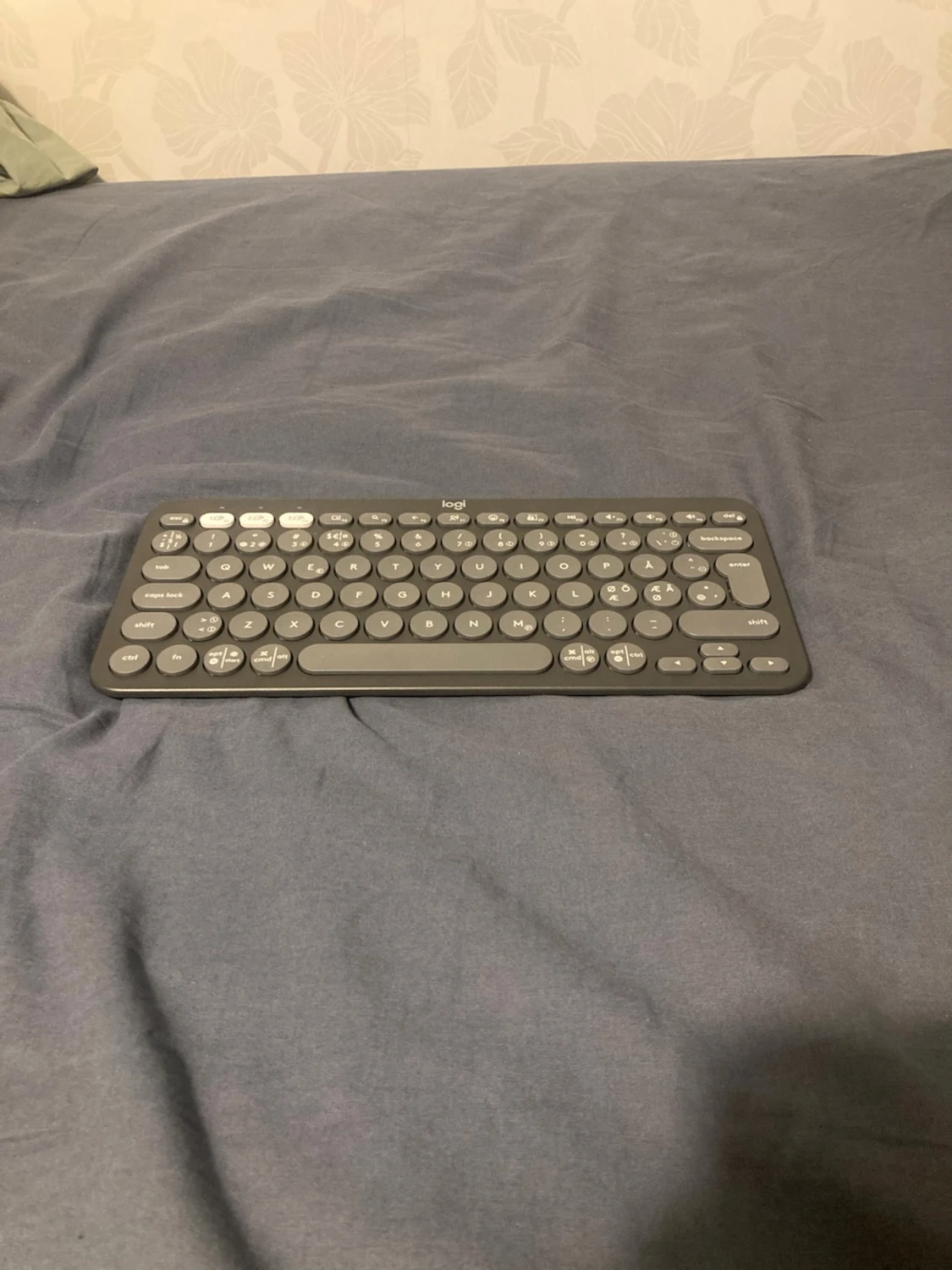 Logitech Pebble Keys 2 K380s