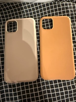 Mobilskal - Skal till iPhone 11, som är använda några gånger  i bra skick.