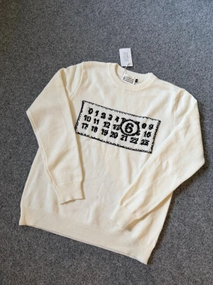 Maison Margiela white knitted sweater - Size M, true to size