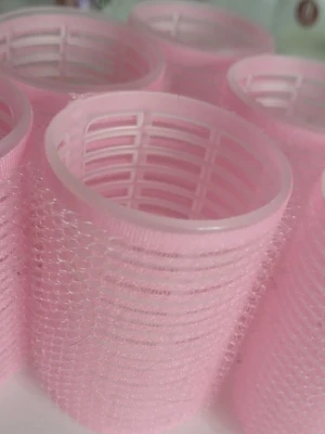 6 st rosa papilotter - Säljer 6 stycken rosa papilotter med en bredd på 4 cm. Säljer då dom inte kommit till användning. Pris kan diskuteras🩷