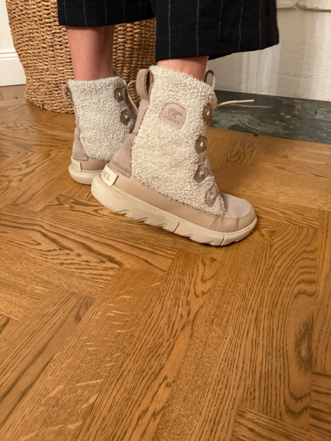 Beige vinterboots från Sorel