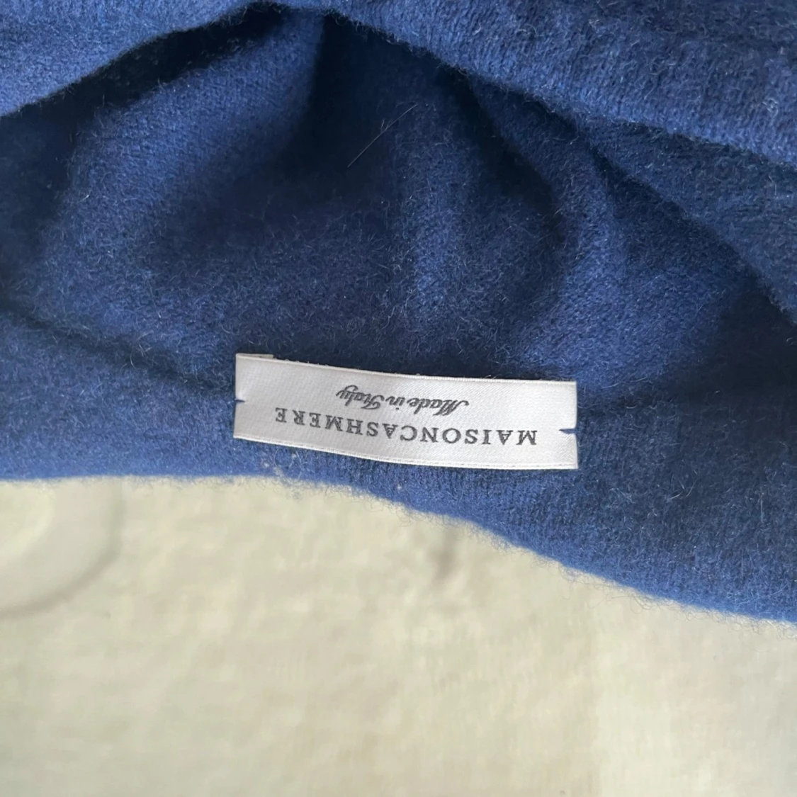 Mörkblå hoodie i kashmir från Maison Cashmere storlek XS - 3