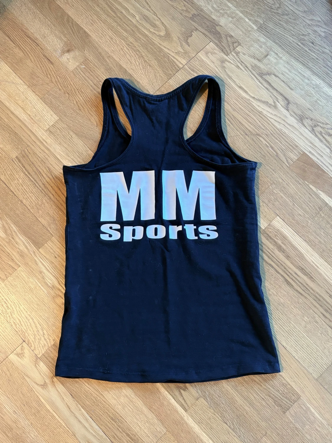 Svart linnetopp från MM Sports - 1