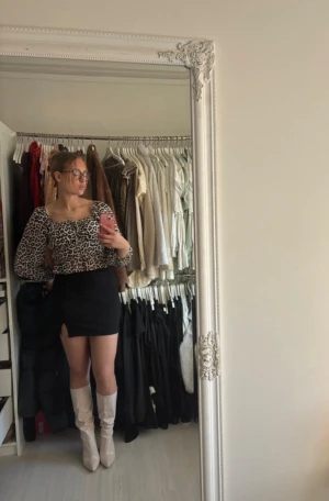  Långärmad leopard topp - Leopard topp från H&M, använd en gång