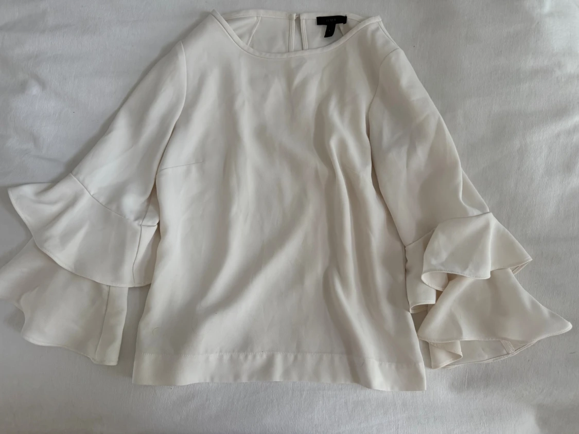 Vit blus med volangärm från J.Crew - 1