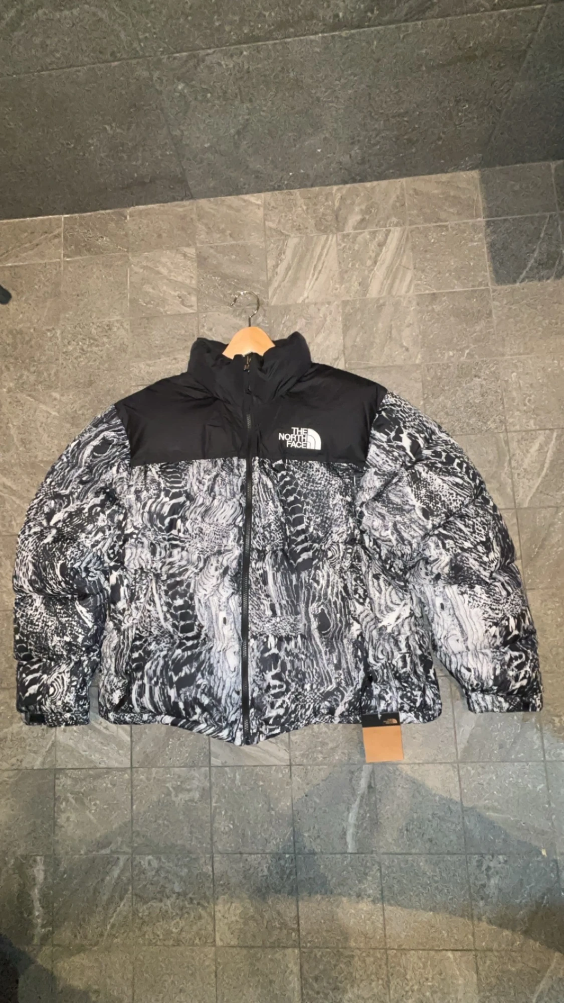 North face 1996 retro tnf Nuptse