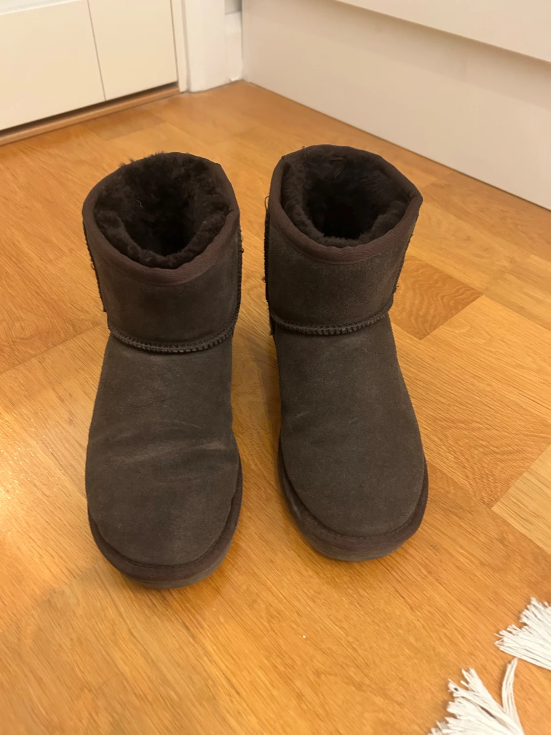 Mörkbruna boots i mocka 38 1/2 eller 39 - 2
