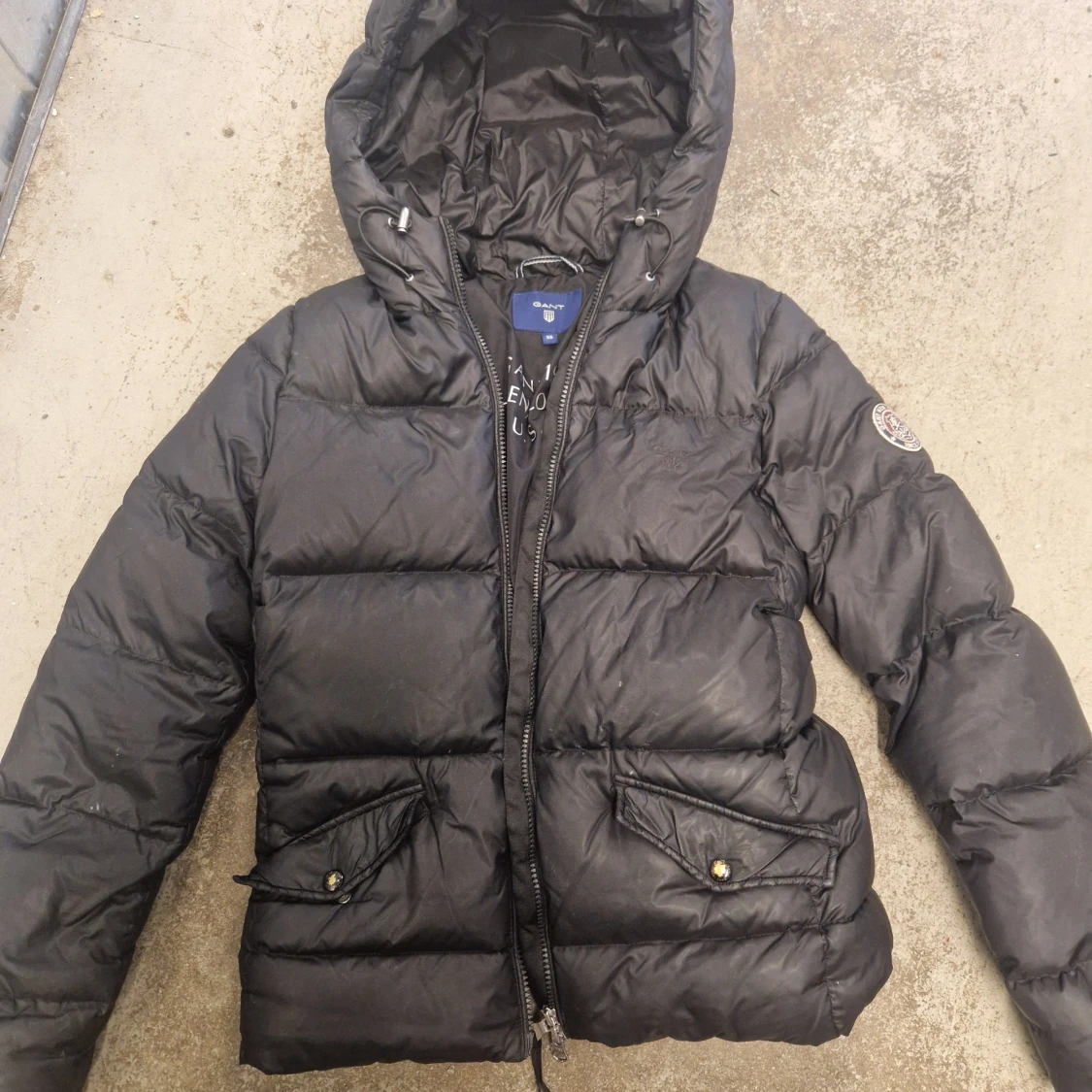 Svart pufferjacka från Gant XS