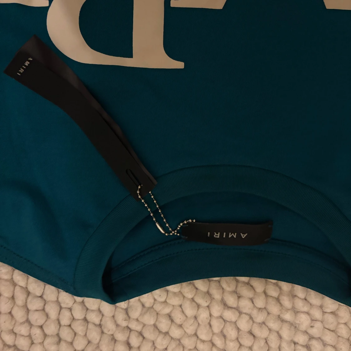 Turkos t-shirt från AMIRI med logga - 1