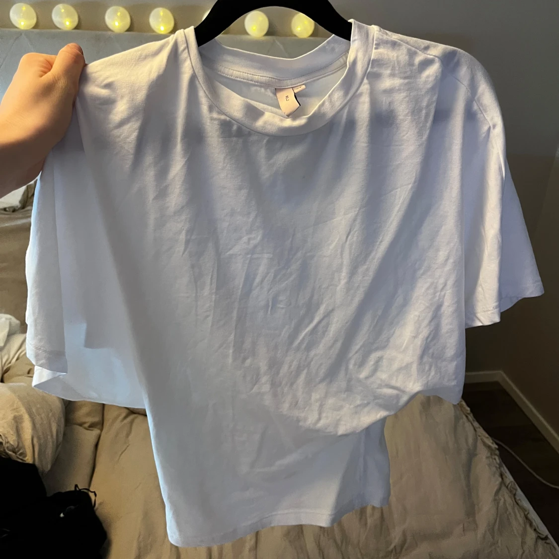 Vit croppad topp från Nelly - 2