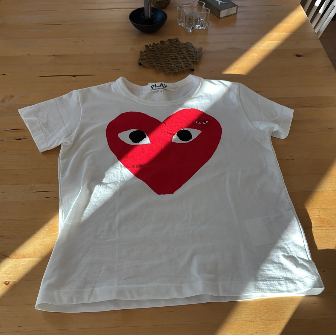 Vit Comme des Garçons Play t-shirt