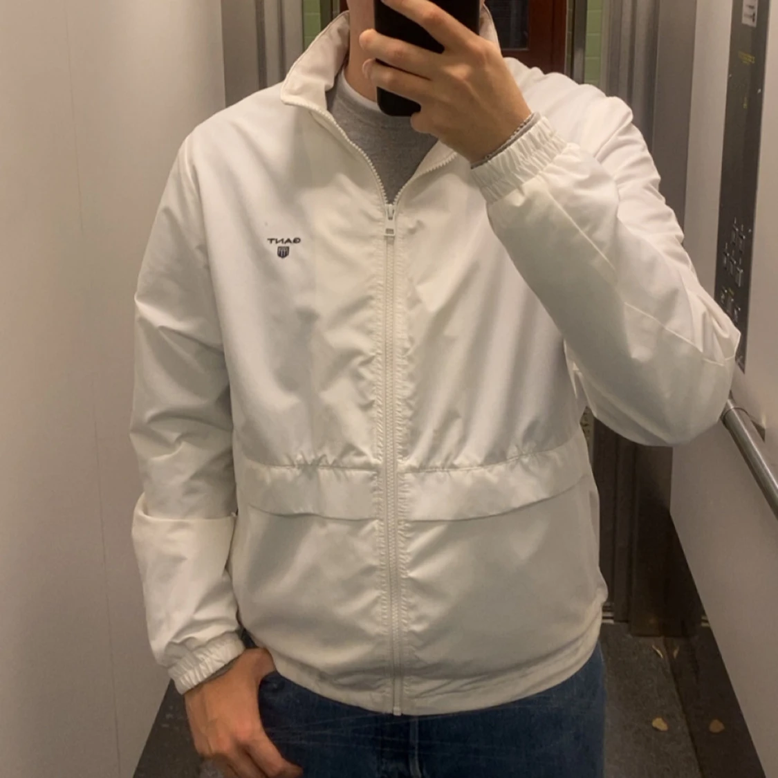 Vit vindjacka från GANT
