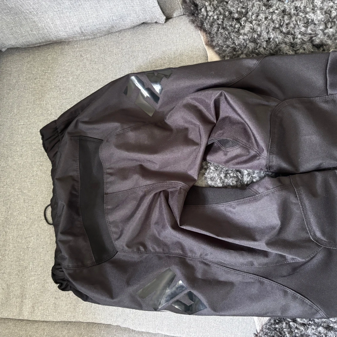 Svarta täckbyxor Rival strl 30 - 2