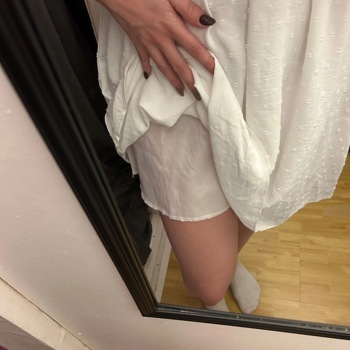 Vit kortklänning med volangärmar strl S - 2