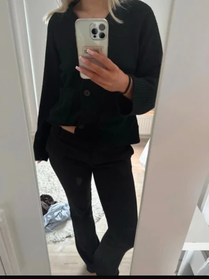 Bikbok kostymbyxor  - Säljer mina kostymbyxor ifrån bikbok eftersom dom har blivit för stora!