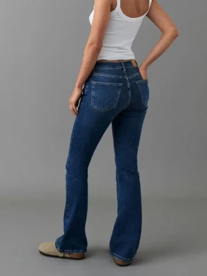 Bootcut jeans - Säljer ett par blå bootcut jeans från Gina Tricot💕