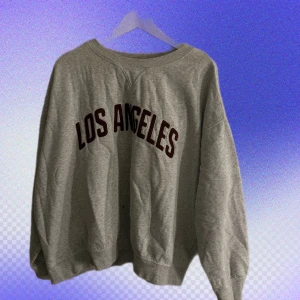 Tjocktröja - Knappt använd 