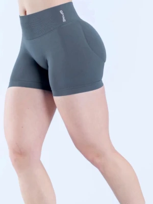 Mörkgråa DFYNE seamless shorts S - Fick dem i present, storlek S och de är i Impact. Om ni har funderingar så är det bara att höra av er! Kvaliteten är bra och väldigt bekväma. 