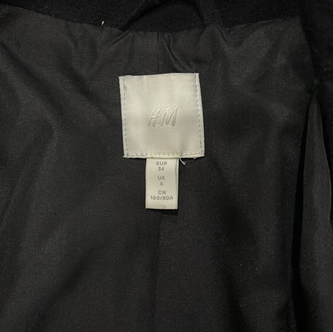 Svart skepparkavaj med knappar - 4