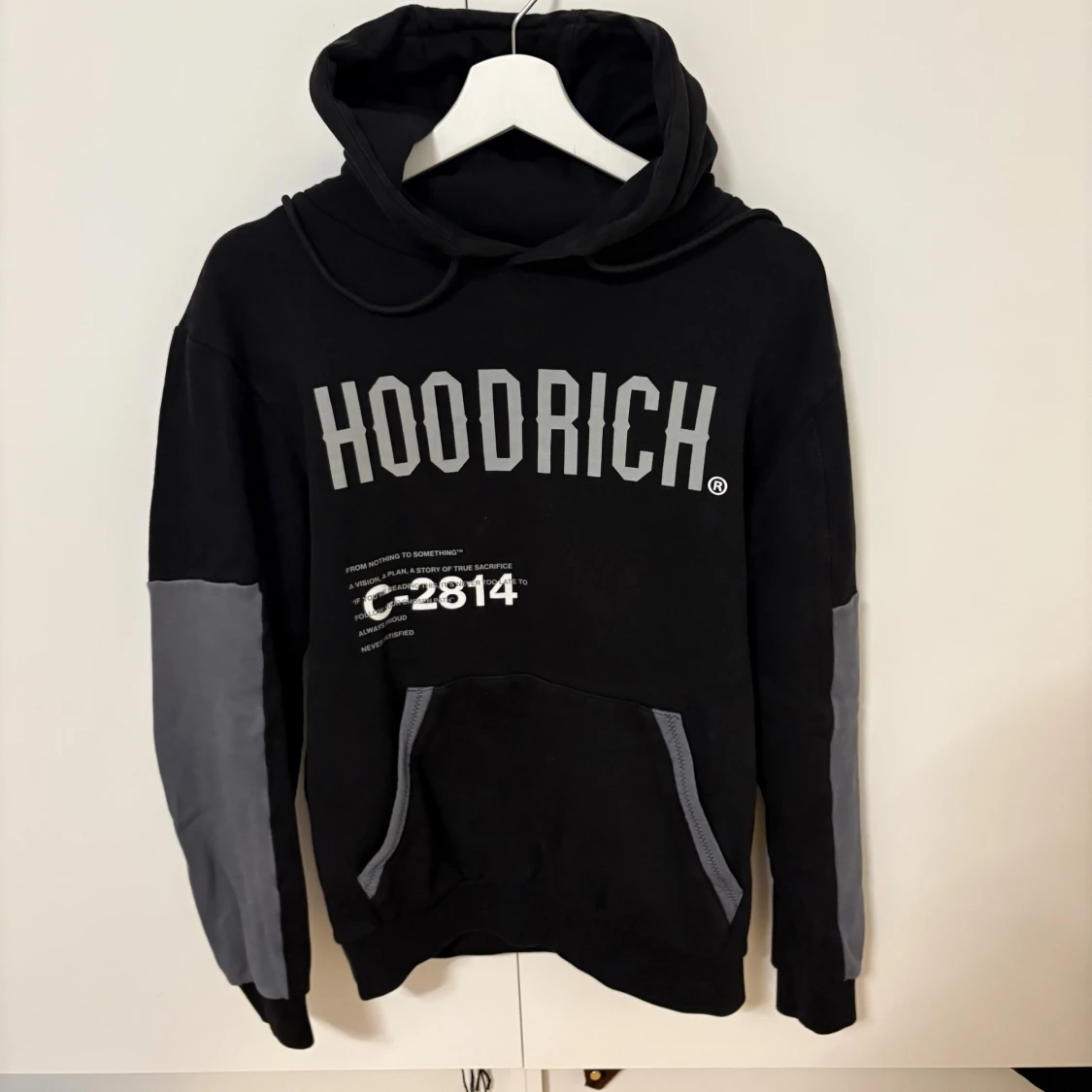 Svart och grå set från Hoodrich - 1