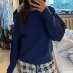 Stickad tröja  - Skön stickad tröja lite nopprig 