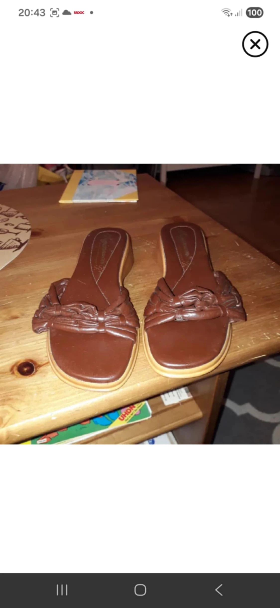 Bruna sandaler med flätad detalj - 2