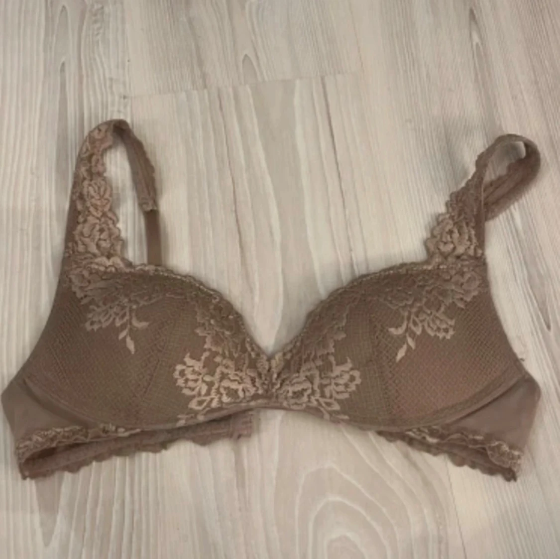 Beige spets bh från intimissimi 