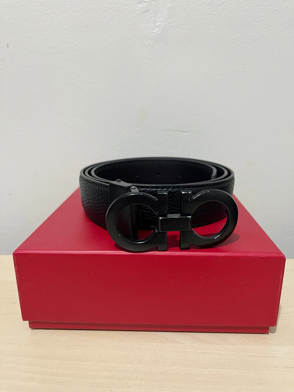 Svart skärp från Salvatore Ferragamo - 2