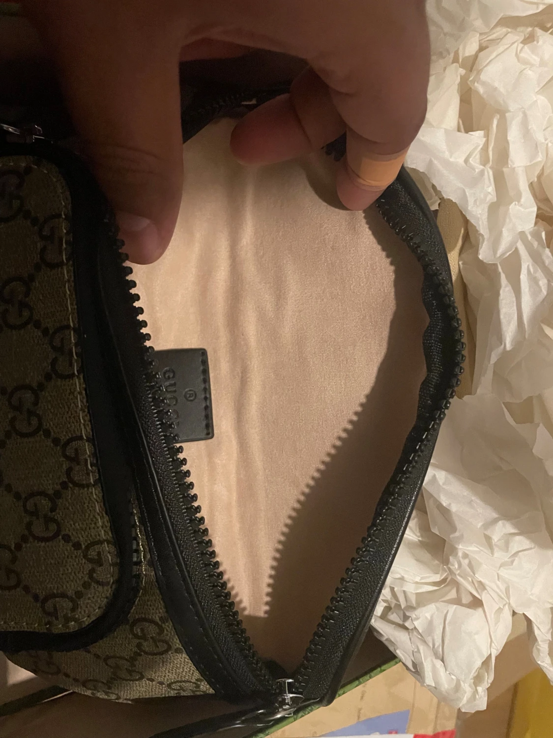 Gucci beige och svart midje/axel väska - 2