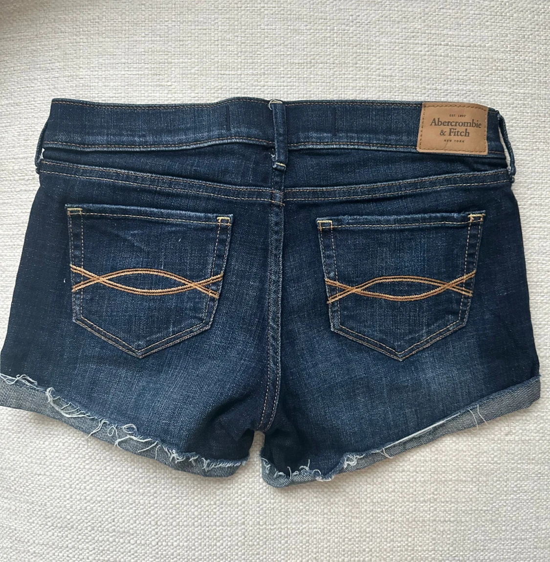 Mörkblå jeansshorts Abercrombie & Fitch - 1