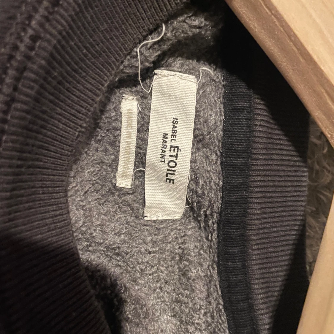 Mörk sweatshirt från Isabel Marant - 2