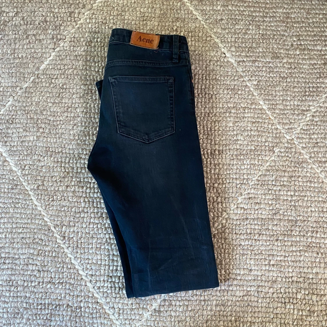 Svarta Acne jeans Flex Basement 29/32