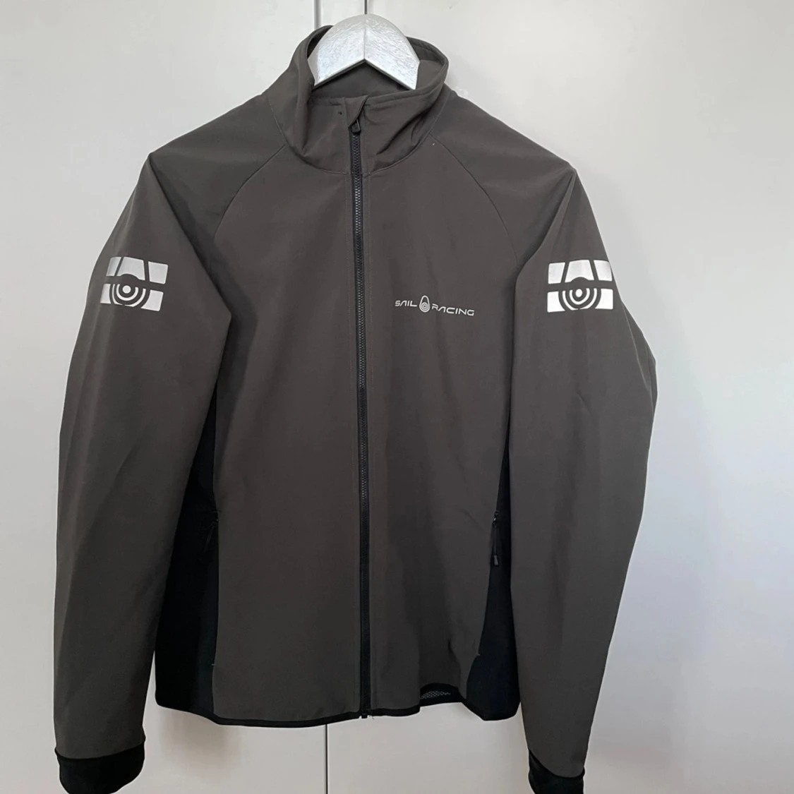 Vindjacka från Sail Racing