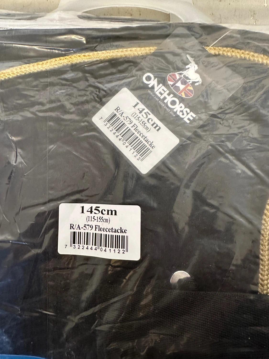 Svart fleecetäcke från OneHorse 145cm - 1