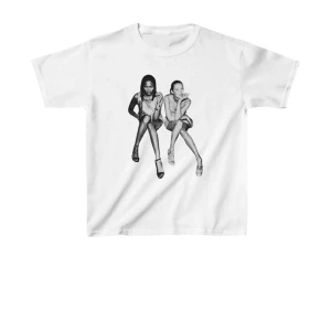 T-shirt - Super cool T-shirt som knappt andvänds